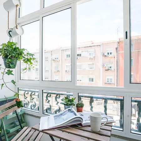 Fonte Luminosa - Great Location Лиссабон