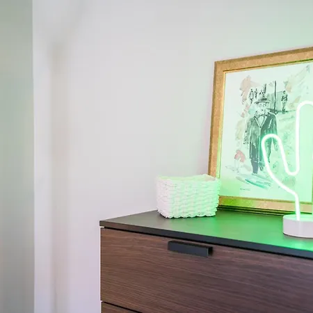 Fonte Luminosa - Great Location Apartamento *