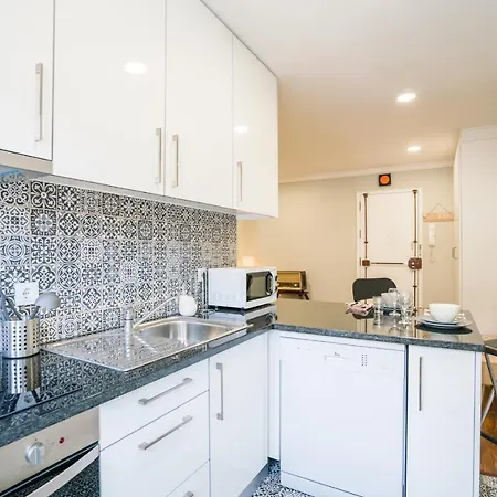 Fonte Luminosa - Great Location * リスボン